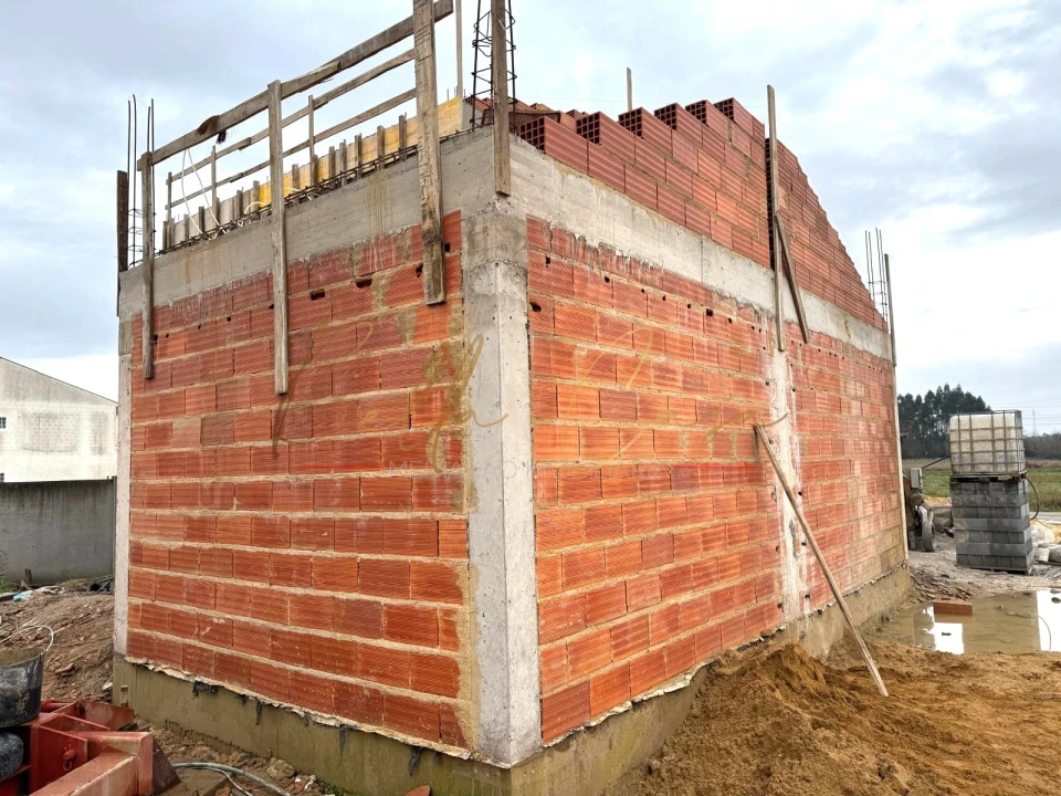 Moradia T4 para Venda em Bustos, Troviscal e Mamarrosa Foto 7