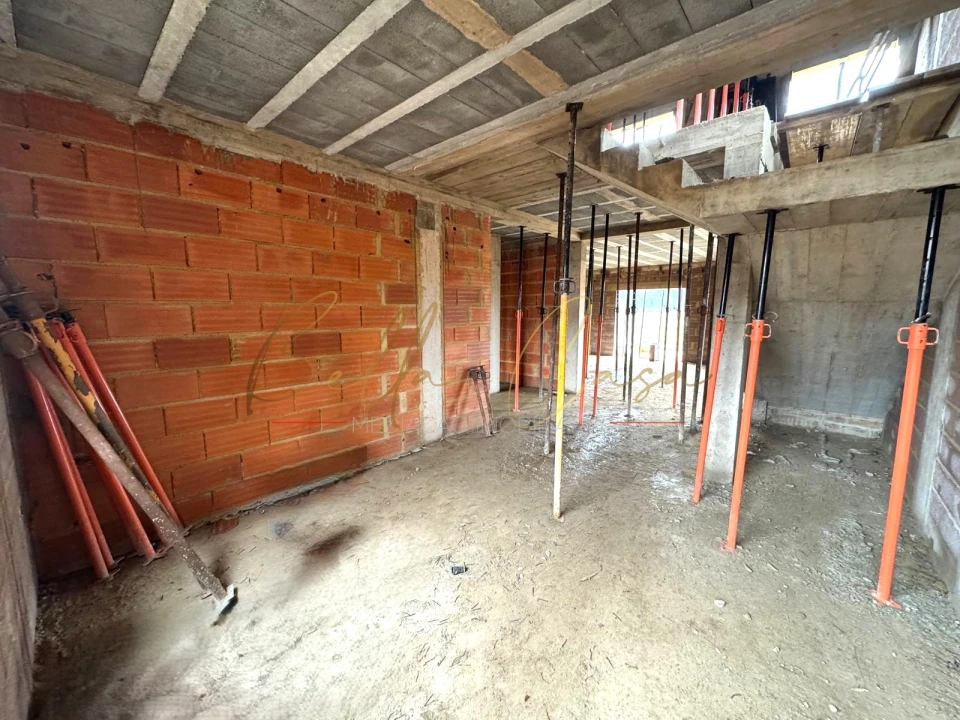 Moradia T4 para Venda em Bustos, Troviscal e Mamarrosa Foto 2