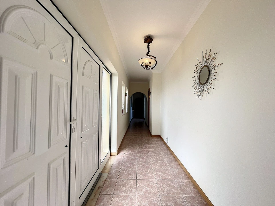 Moradia T4 para Arrendamento em Nadadouro Foto 5