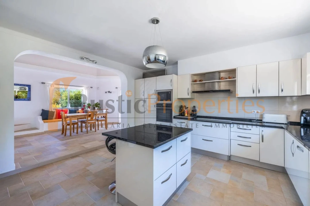 Moradia T4 para Venda em São Brás de Alportel Foto 4