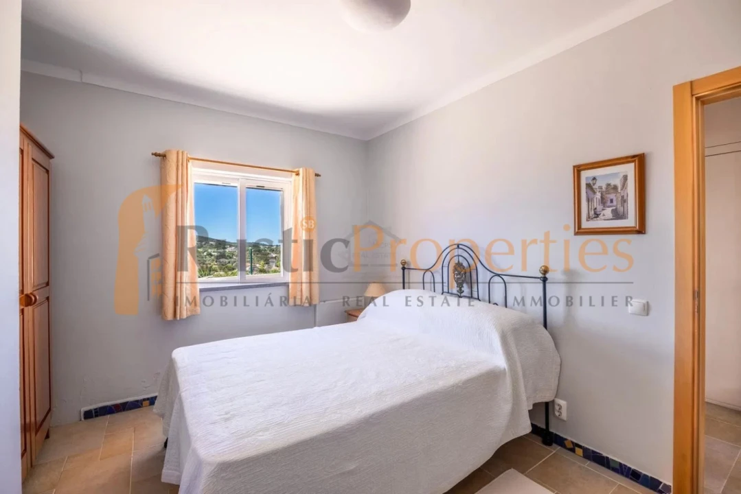 Moradia T4 para Venda em São Brás de Alportel Foto 8