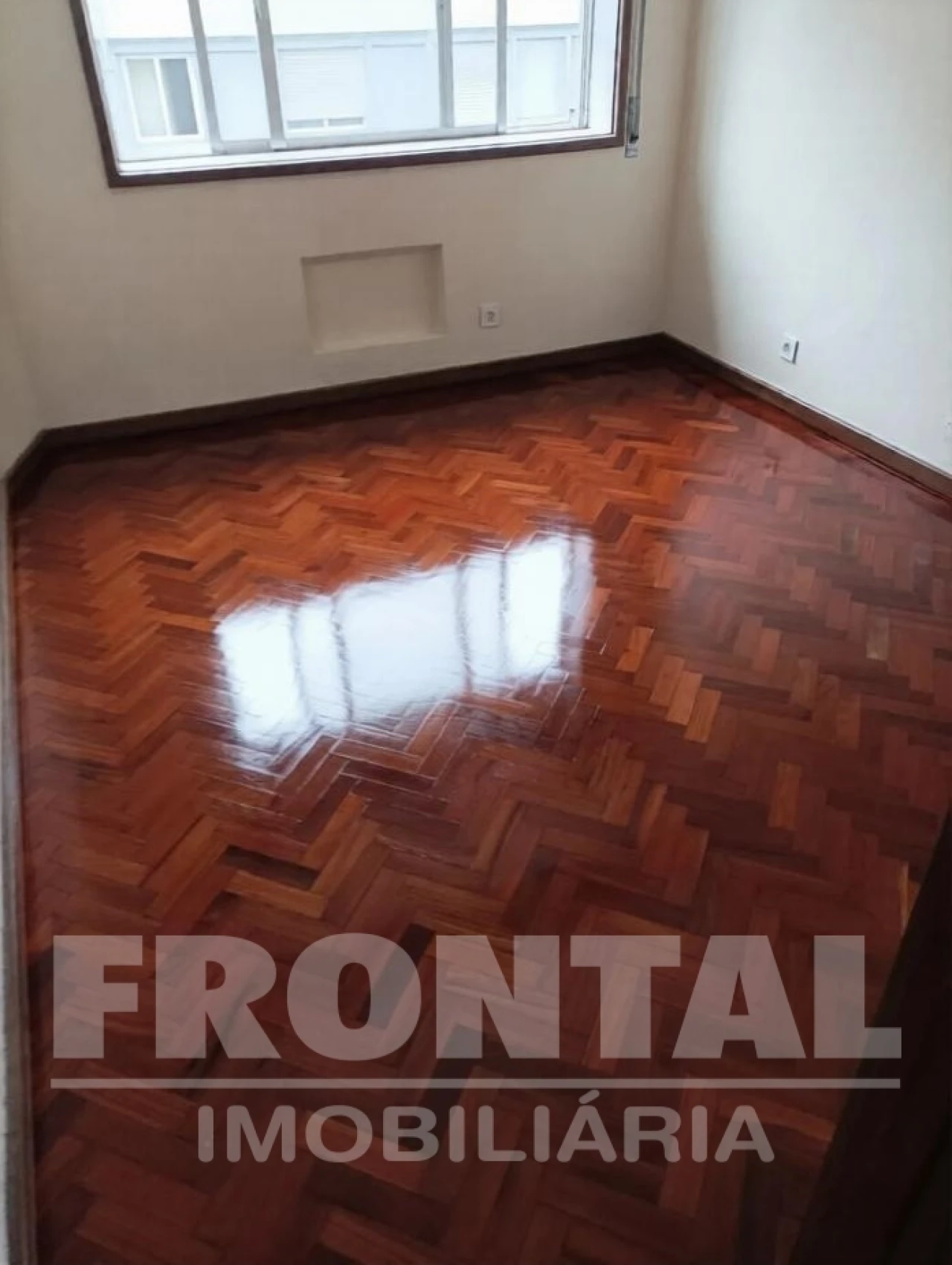 Apartamento T4 para Venda em Bonfim Foto 13