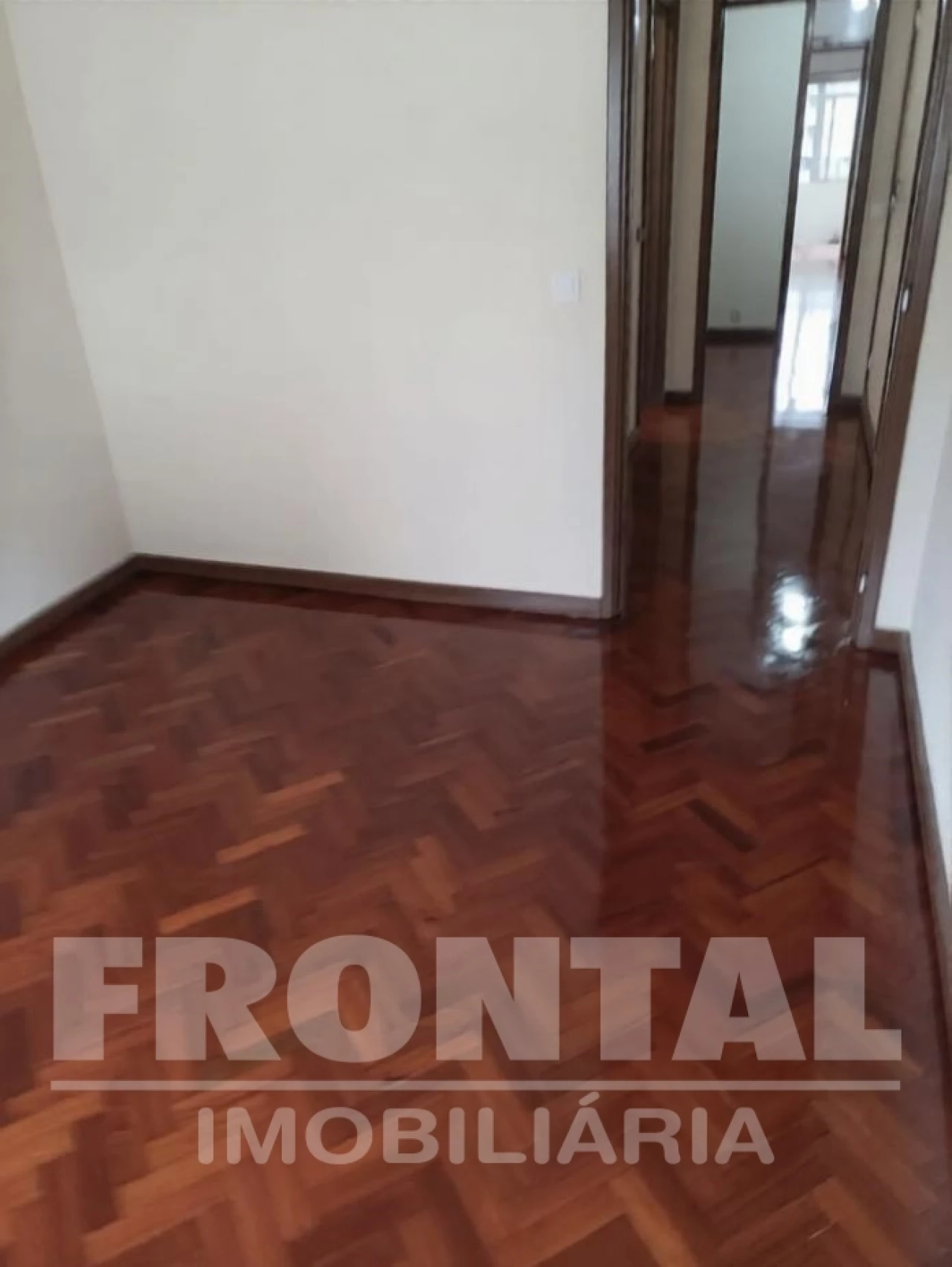 Apartamento T4 para Venda em Bonfim Foto 6