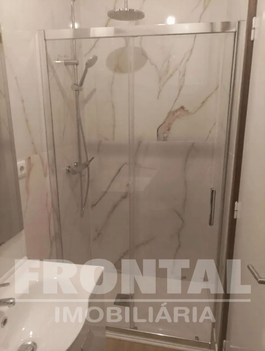 Apartamento T4 para Venda em Bonfim Foto 11