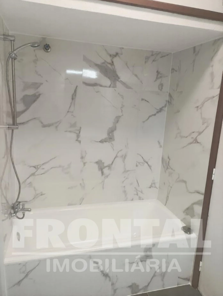 Apartamento T4 para Venda em Bonfim Foto 10