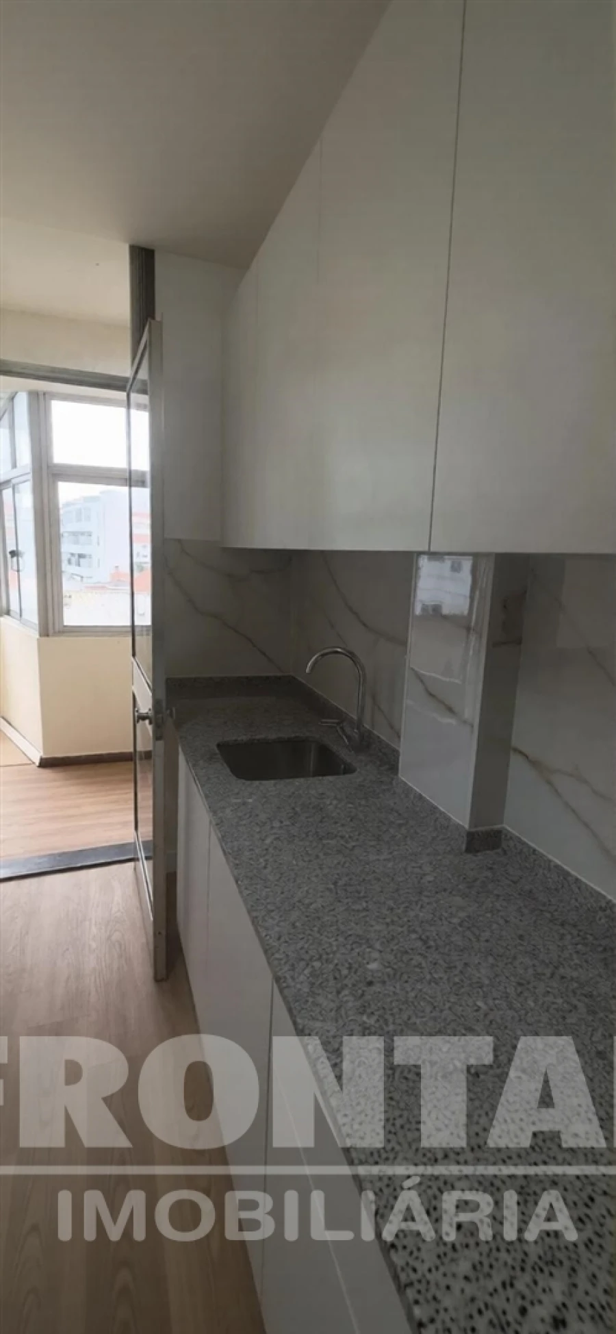 Apartamento T4 para Venda em Bonfim Foto 2