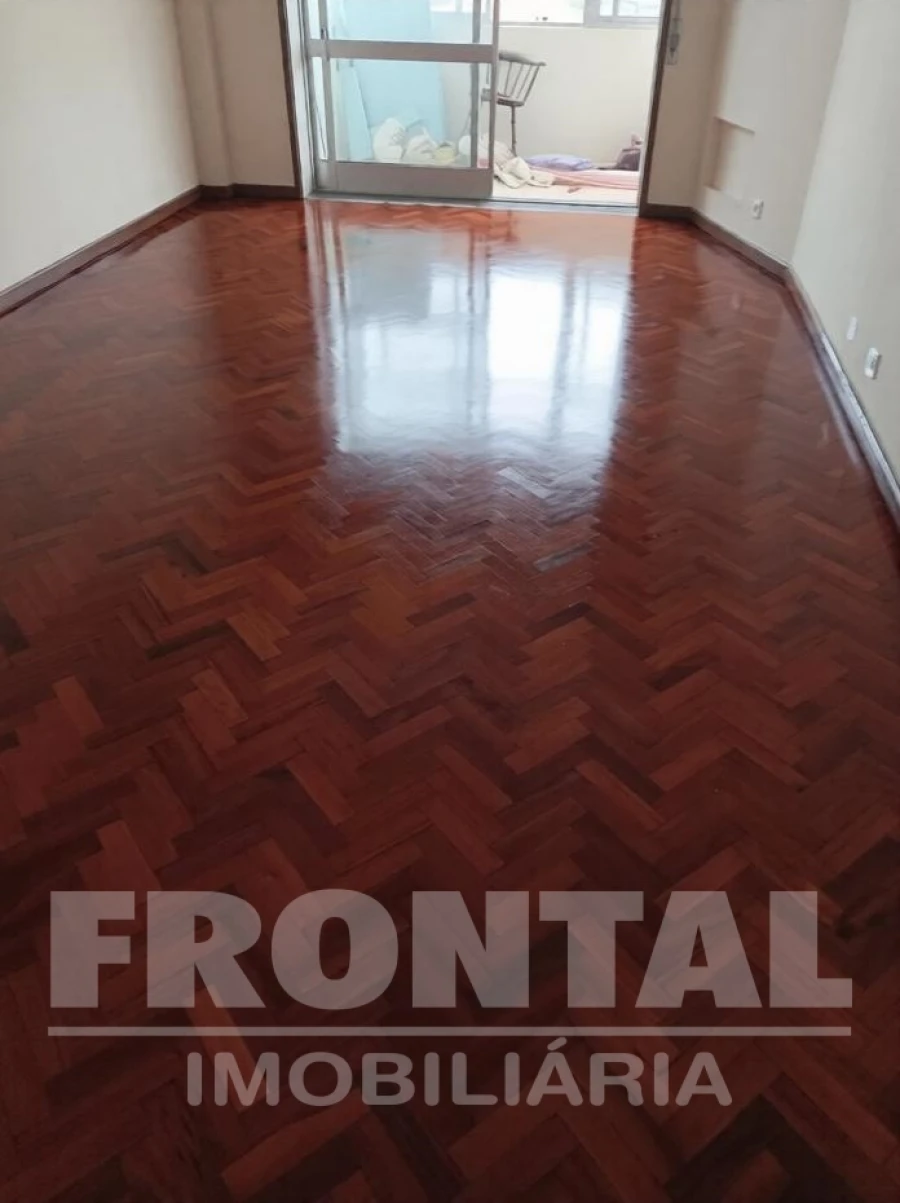 Apartamento T4 para Venda em Bonfim Foto 8