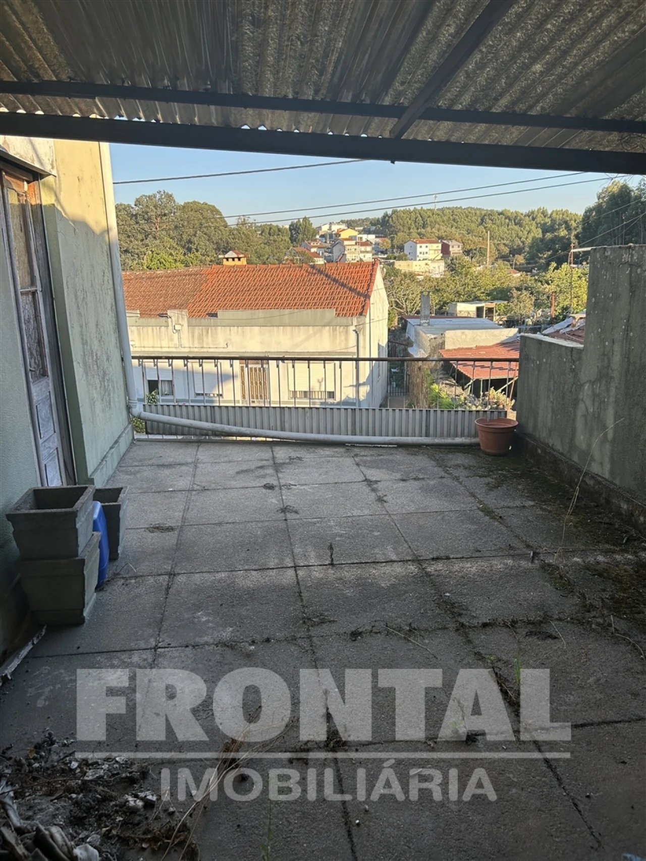 Armazém para Venda em Milheiros Foto 13