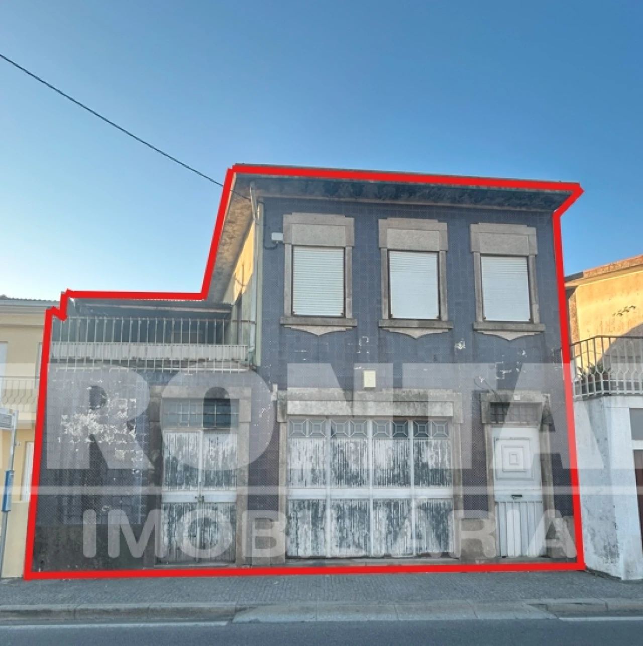 Armazém para Venda em Milheiros Foto 1