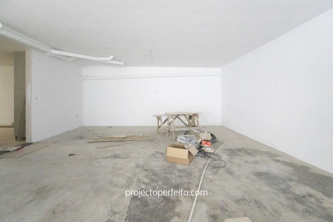 Moradia T3 para Venda em Canelas Foto 14