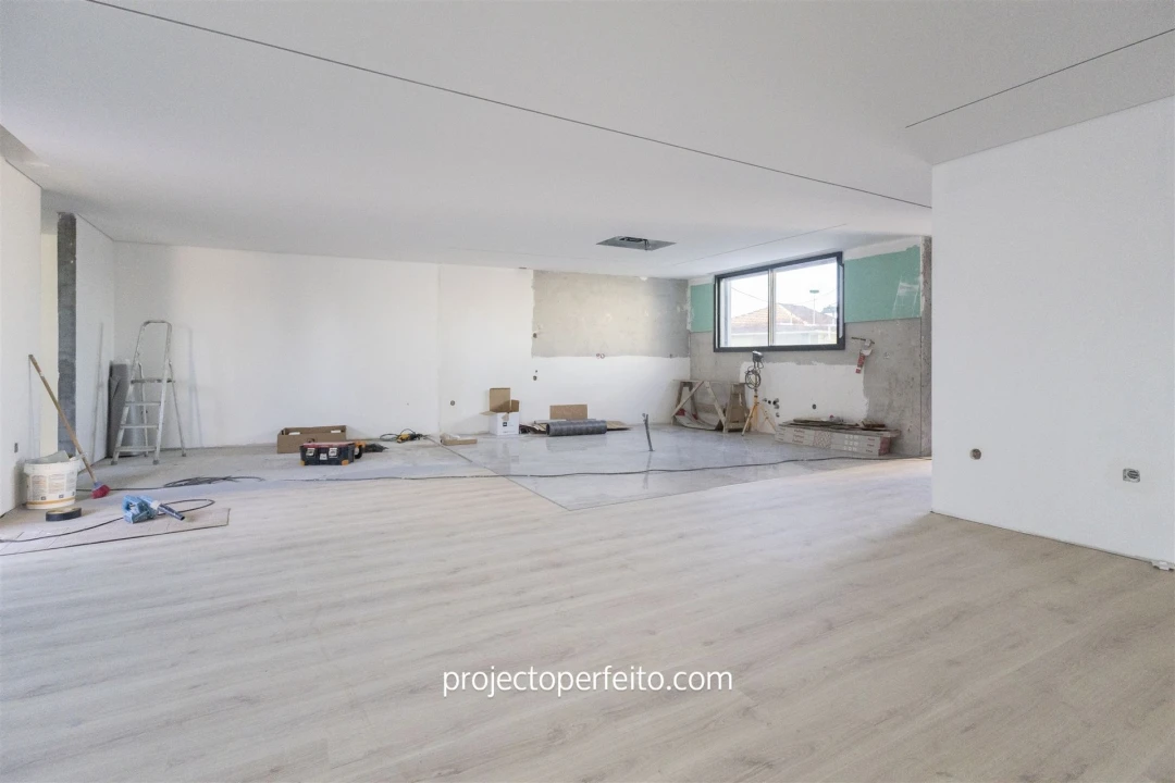 Moradia T3 para Venda em Canelas Foto 5