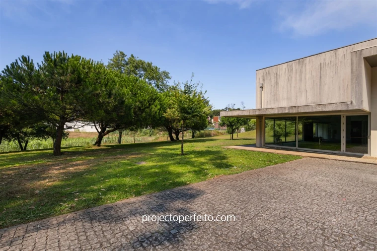 Moradia T3 para Arrendamento em Madalena