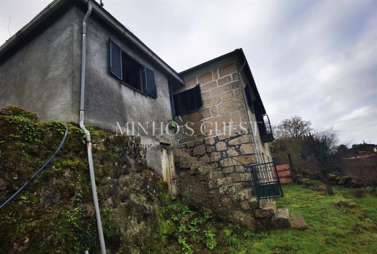 Moradia T4 para Venda em Britelo Foto 6