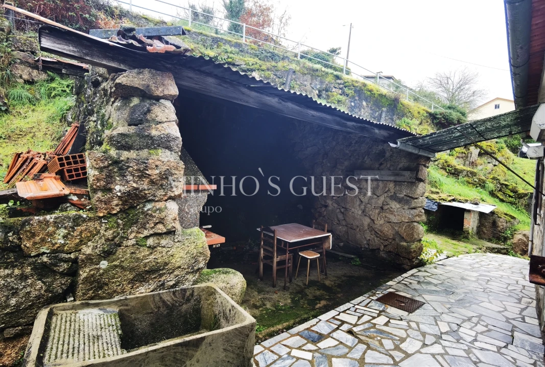 Moradia T4 para Venda em Britelo Foto 28
