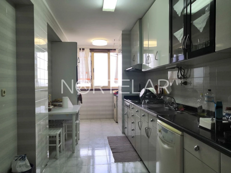 Apartamento T3 para Arrendamento em Aver-O-Mar, Amorim e Terroso Foto 3