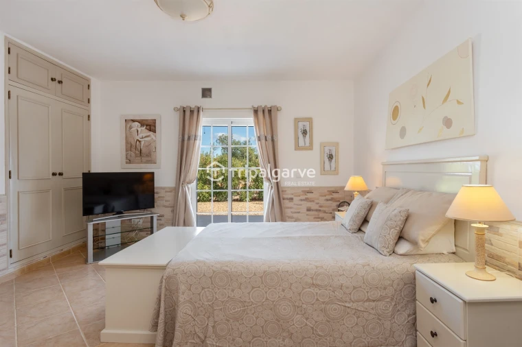 Moradia T5 para Venda em Paderne Foto 23