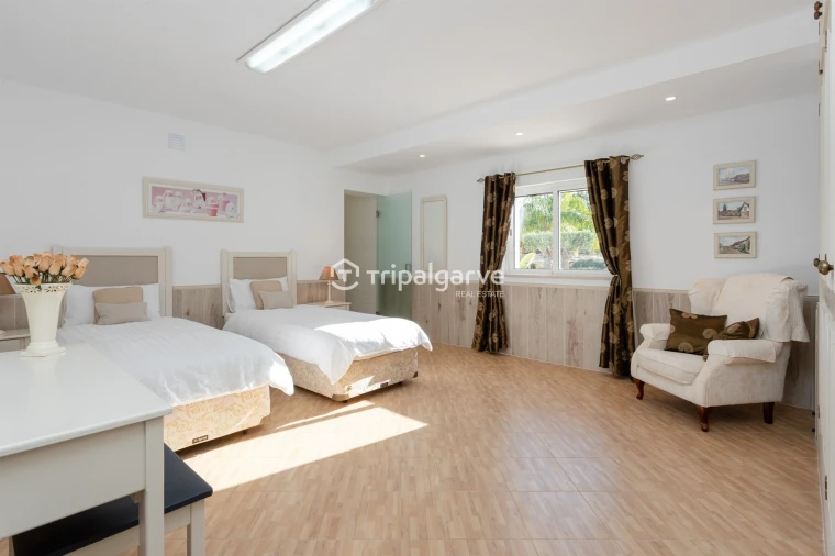 Moradia T5 para Venda em Paderne Foto 26