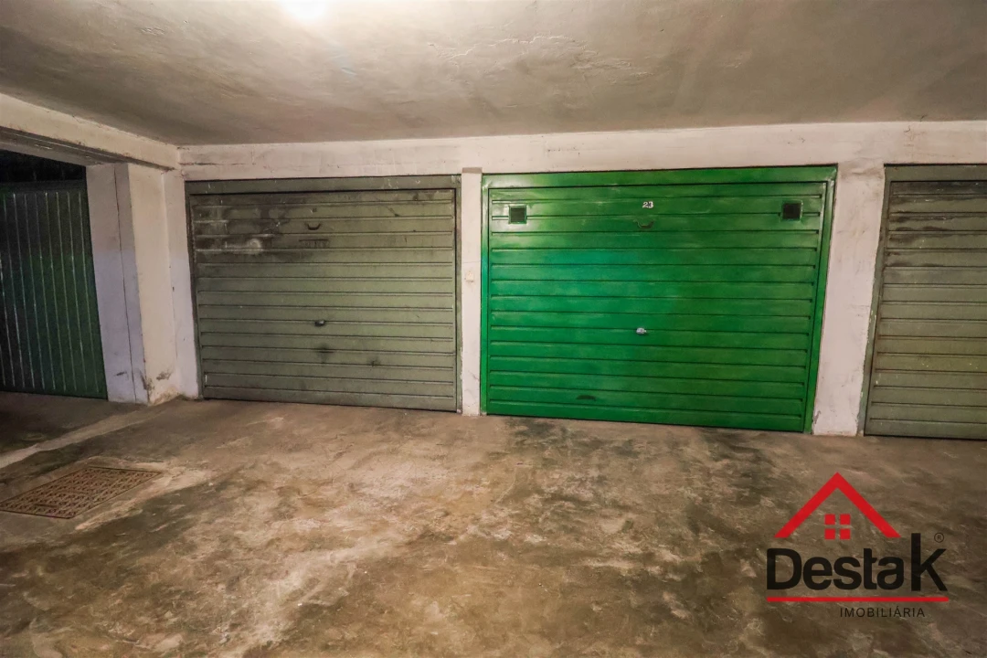 Garagem para Venda em Viseu Foto 3