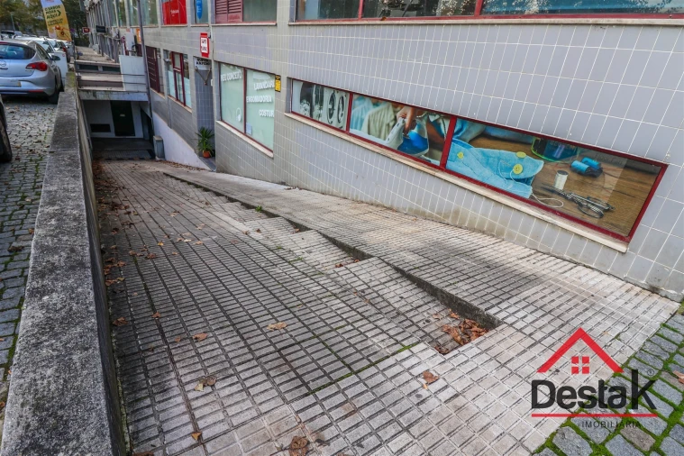 Garagem para Venda em Viseu Foto 2