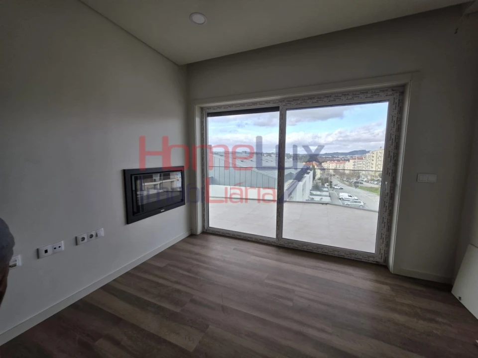 Apartamento T3 para Venda em Viseu Foto 17