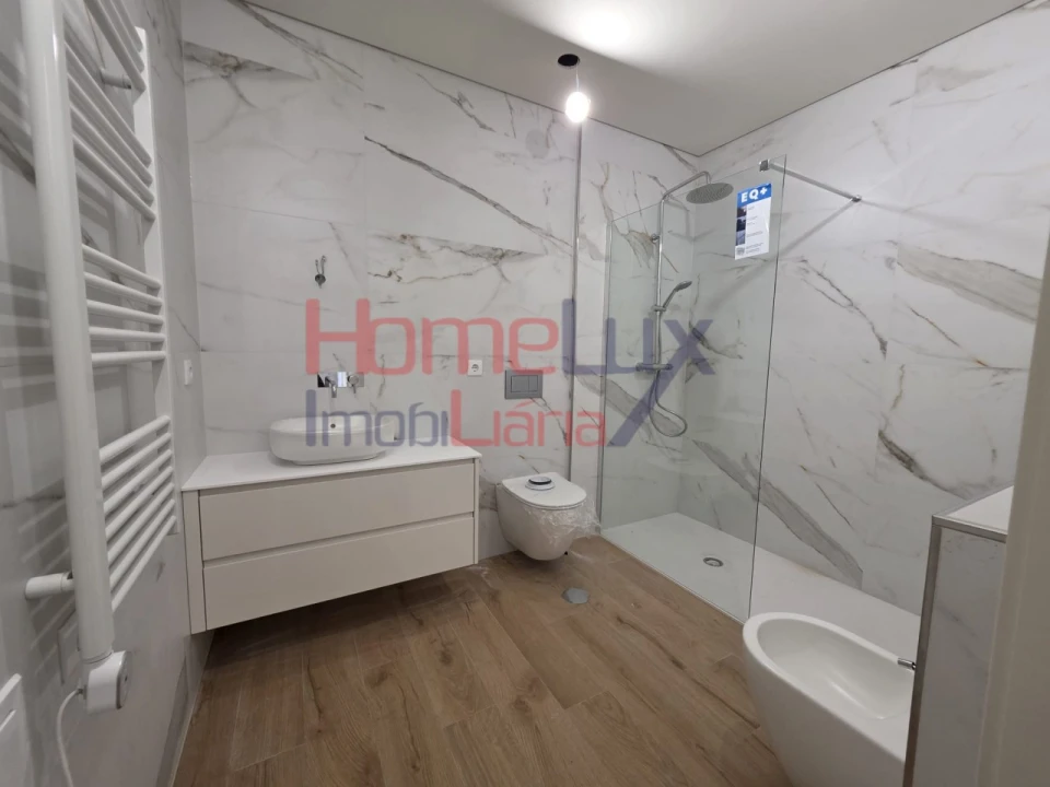 Apartamento T3 para Venda em Viseu Foto 18