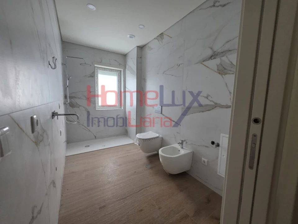 Apartamento T3 para Venda em Viseu Foto 19