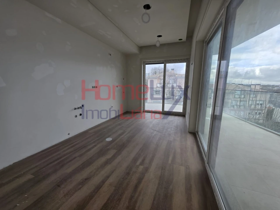 Apartamento T3 para Venda em Viseu Foto 3