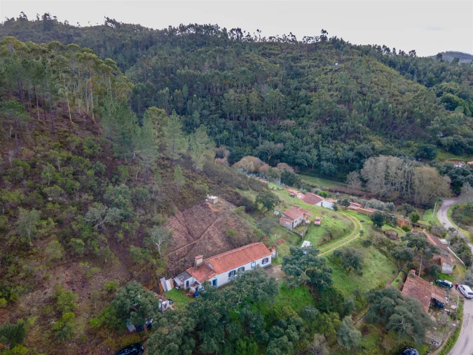 Quinta T2 para Venda em Monchique Foto 2
