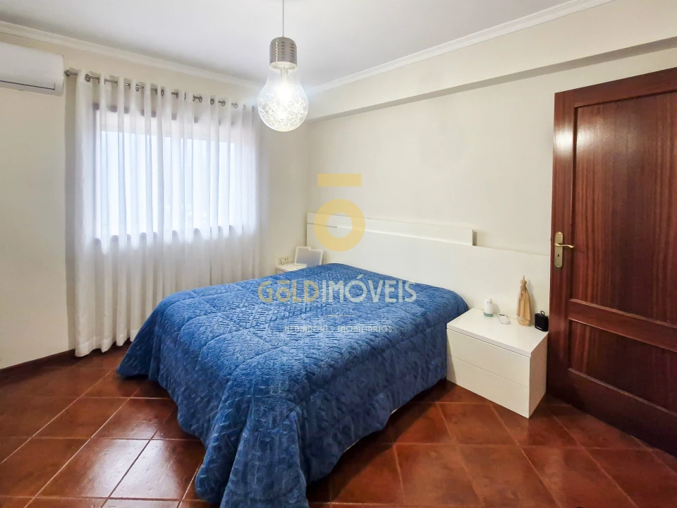 Apartamento T3 para Venda em Sobrado e Bairros Foto 19