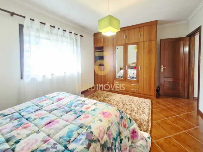 Apartamento T3 para Venda em Sobrado e Bairros Foto 12