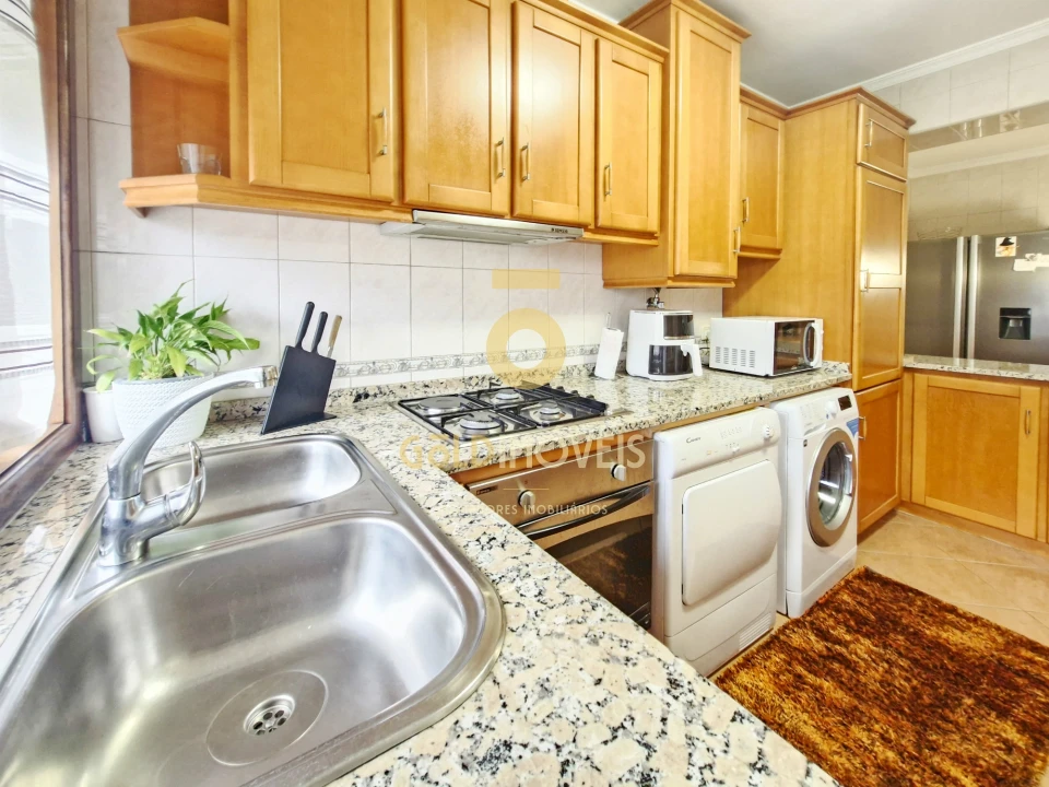 Apartamento T3 para Venda em Sobrado e Bairros Foto 6