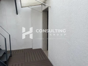 Apartamento T5 para Venda em Alvalade