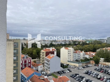 Apartamento T5 para Venda em Alvalade