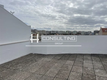 Apartamento T5 para Venda em Alvalade