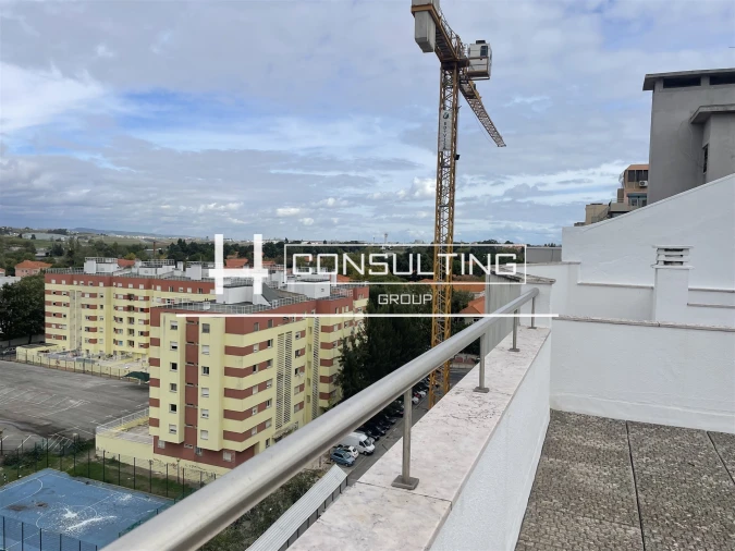 Apartamento T5 para Venda em Alvalade Foto 53