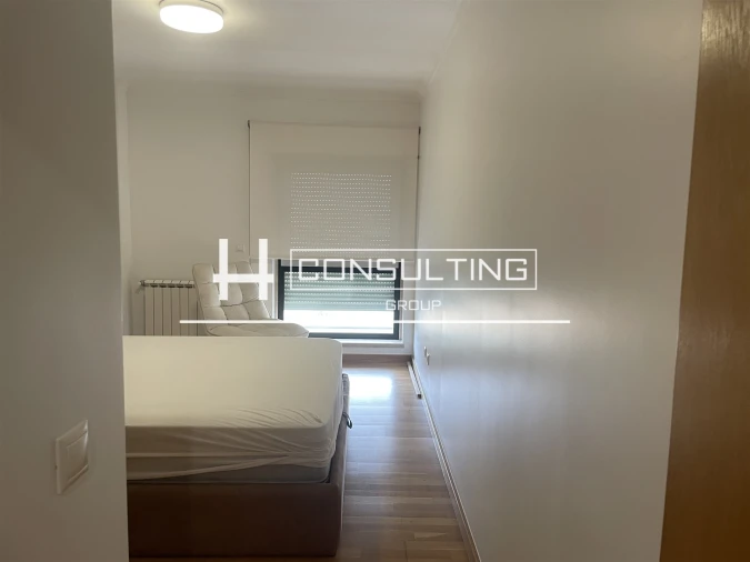 Apartamento T5 para Venda em Alvalade Foto 5