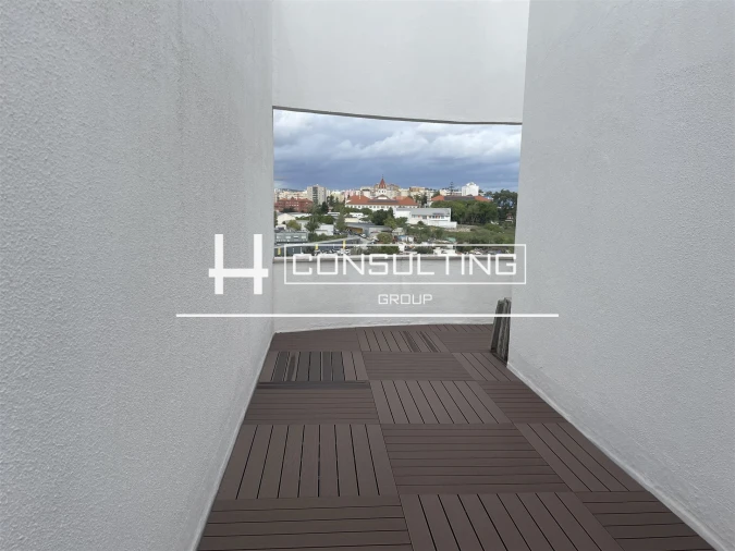 Apartamento T5 para Venda em Alvalade Foto 39
