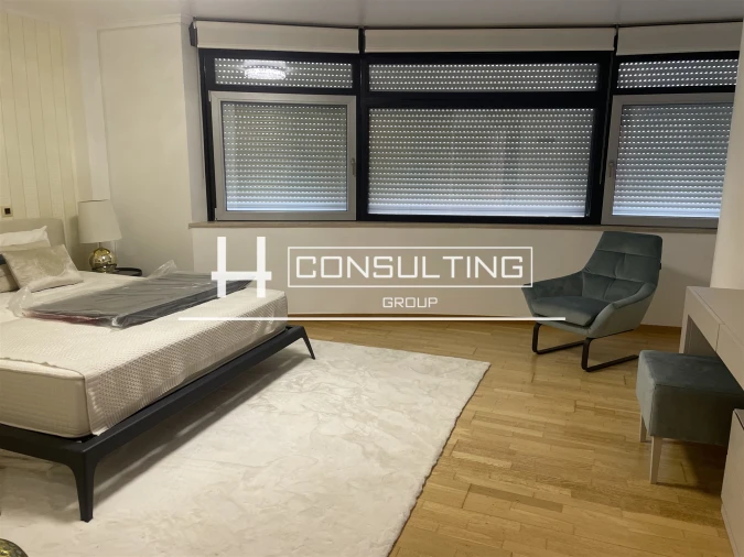 Apartamento T5 para Venda em Alvalade Foto 19