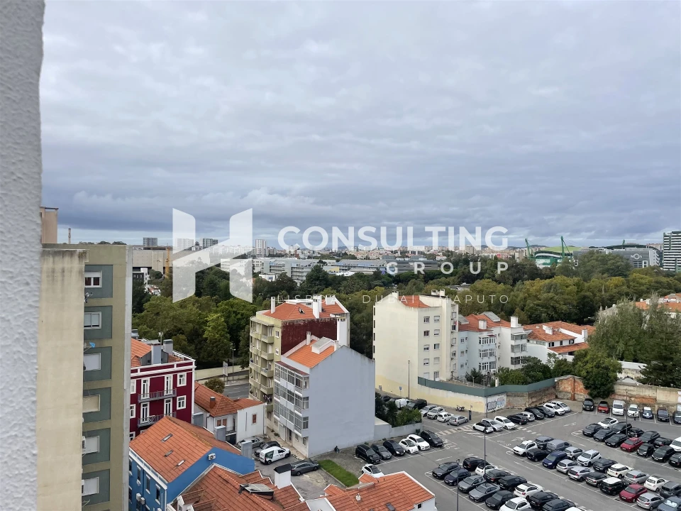 Apartamento T5 para Venda em Alvalade Foto 43