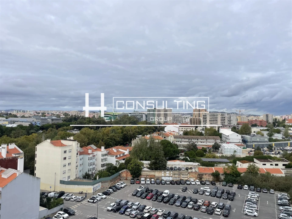 Apartamento T5 para Venda em Alvalade Foto 52