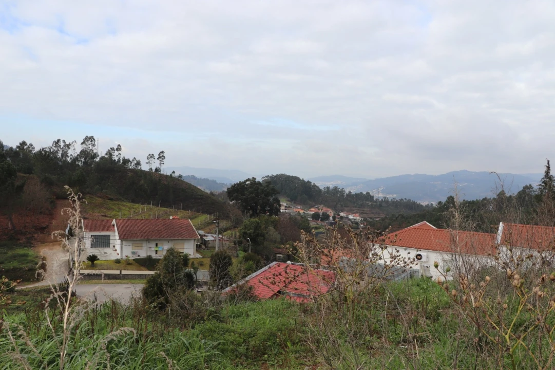Moradia T0 para Venda em Lustosa e Barrosas (Santo Estêvão) Foto 8