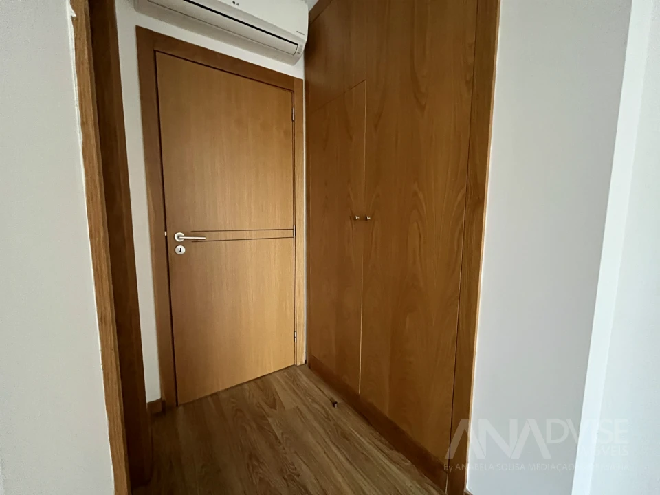 Apartamento T3 para Arrendamento em Viseu Foto 14