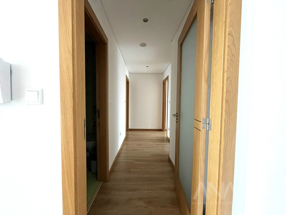 Apartamento T3 para Arrendamento em Viseu Foto 10