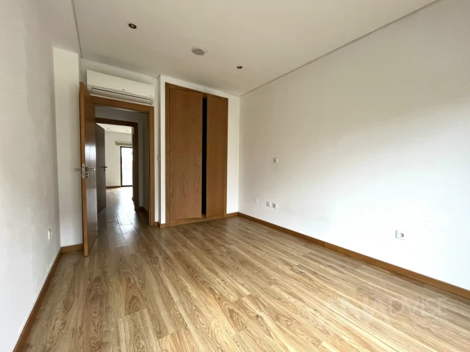 Apartamento T3 para Arrendamento em Viseu Foto 15