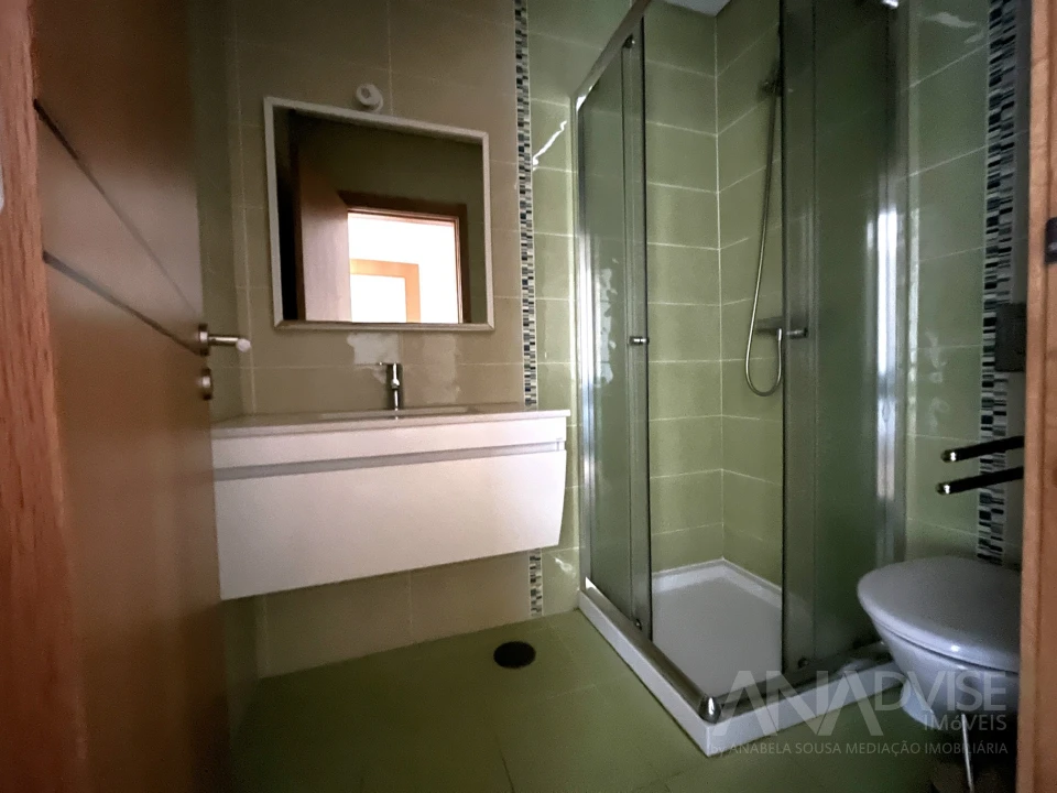 Apartamento T3 para Arrendamento em Viseu Foto 12