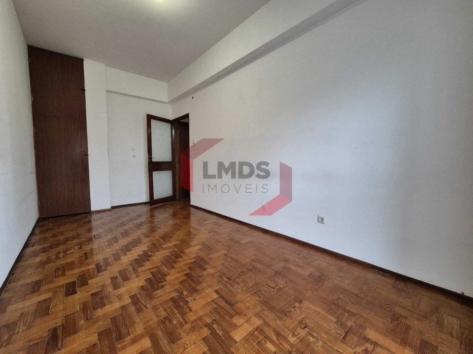 Apartamento T1 para Venda em Paranhos Foto 10