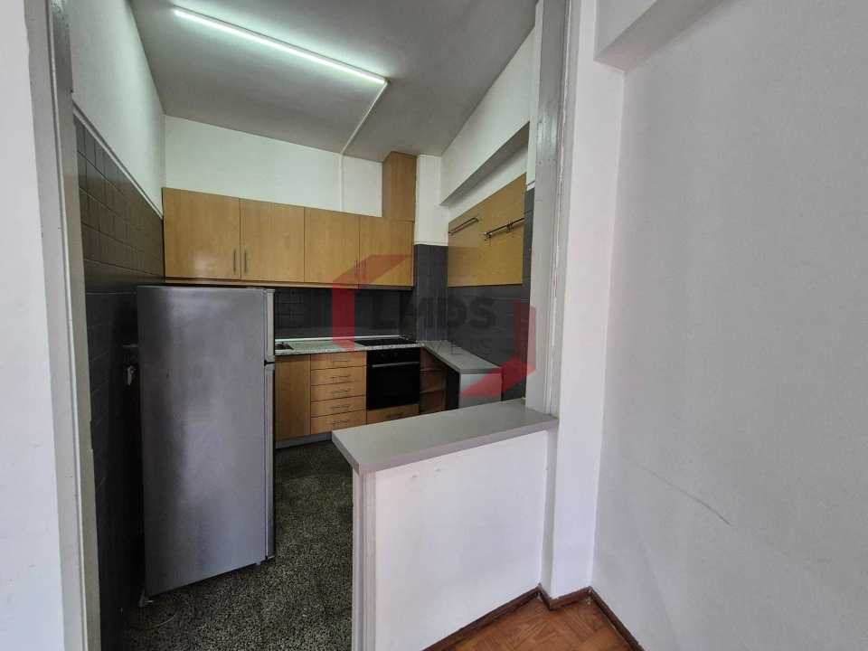 Apartamento T1 para Venda em Paranhos Foto 5