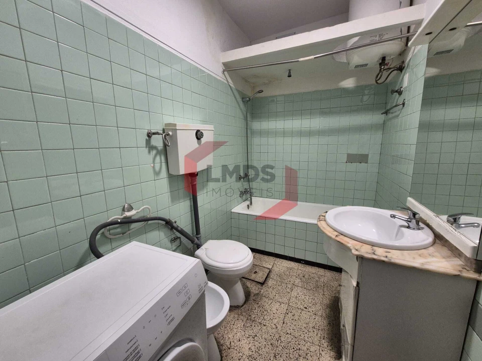 Apartamento T1 para Venda em Paranhos Foto 14