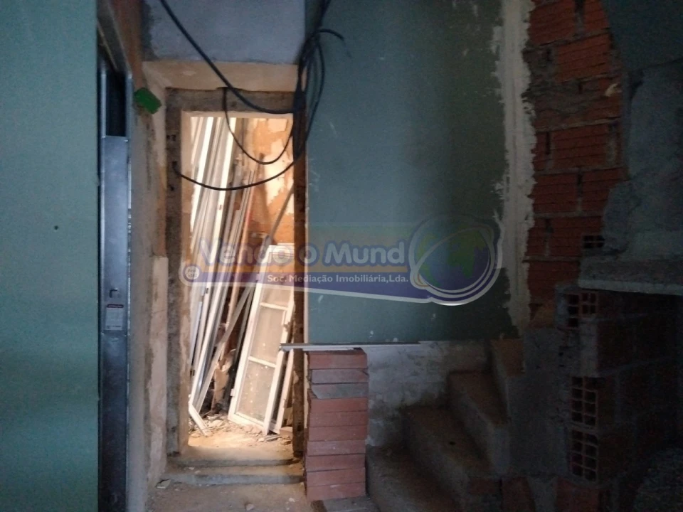 Moradia T2 para Venda em Vila Franca de Xira Foto 3