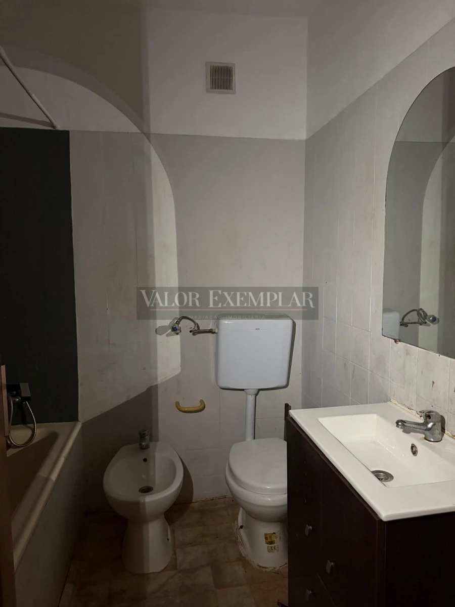 Apartamento T1 para Venda em Santo Antonio da Charneca Foto 6